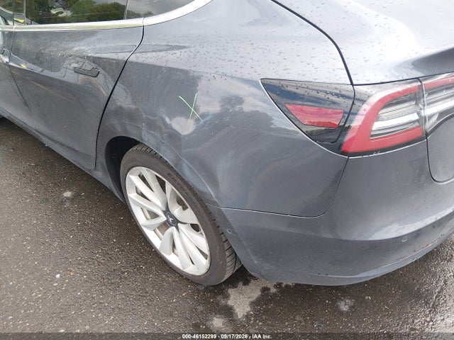 5YJ3E1EA9JF178031 Tesla MODEL 3