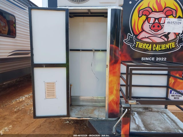 Aukcja sprzedaży 2024 Trailer Cosmi Food Trailer, vin: 3C91A2229R9248167, numer aukcji: 46152329