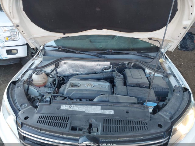 46152401 :رقم المزاد ، WVGAV7AX3CW602947 vin ، 2012 Volkswagen Tiguan S مزاد بيع