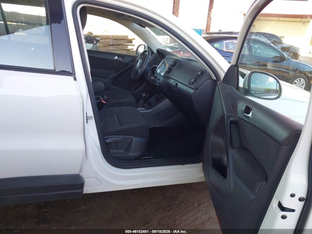 46152401 :رقم المزاد ، WVGAV7AX3CW602947 vin ، 2012 Volkswagen Tiguan S مزاد بيع