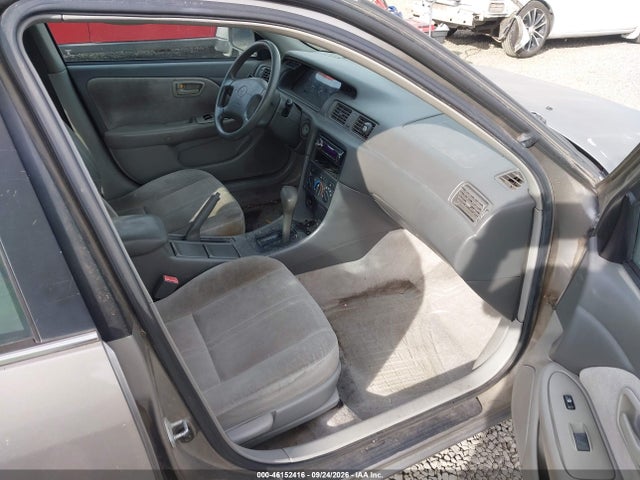 Продажа на аукционе авто 2001 Toyota Camry Ce, vin: 4T1BG22K21U040830, номер лота: 46152416