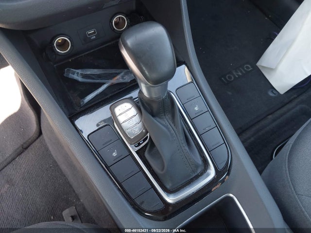 Продаж на аукціоні авто 2020 Hyundai Ioniq Hybrid Se, vin: KMHC75LC8LU221074, номер лоту: 46152421