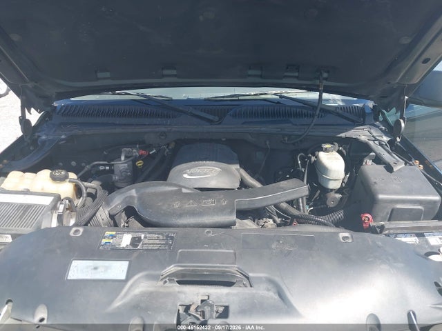 46152432 :رقم المزاد ، 1GNEC13V34R227850 vin ، 2004 Chevrolet Tahoe Ls مزاد بيع