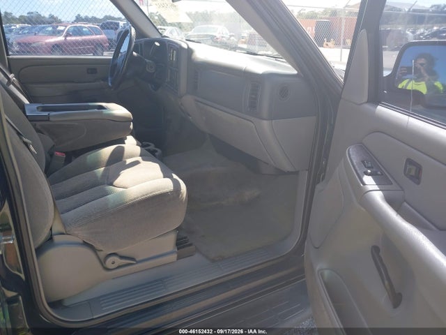 46152432 :رقم المزاد ، 1GNEC13V34R227850 vin ، 2004 Chevrolet Tahoe Ls مزاد بيع
