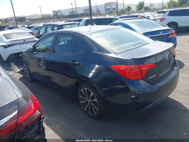 Toyota COROLLA SE 2018 5YFBURHE2JP792743 Image 3