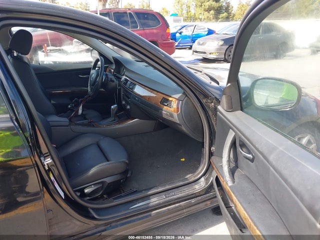 2009 Bmw 328i მანქანა იყიდება აუქციონზე, vin: WBAPH57579NM33284, აუქციონის ნომერი: 46152455