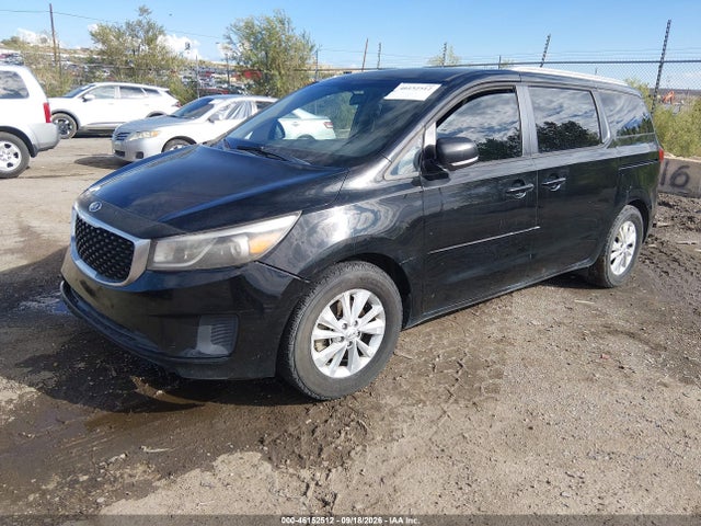 KIA SEDONA LX 2016 KNDMB5C14G6088507 Image 2