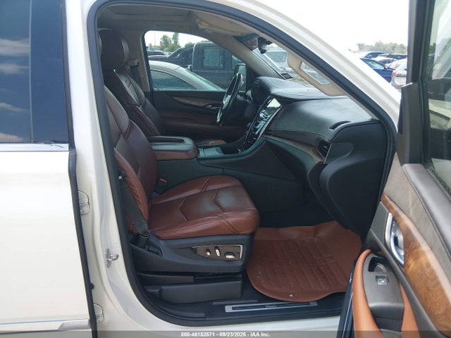 Продажа на аукционе авто 2015 Cadillac Escalade Esv Premium, vin: 1GYS4TKJ2FR534880, номер лота: 46152571