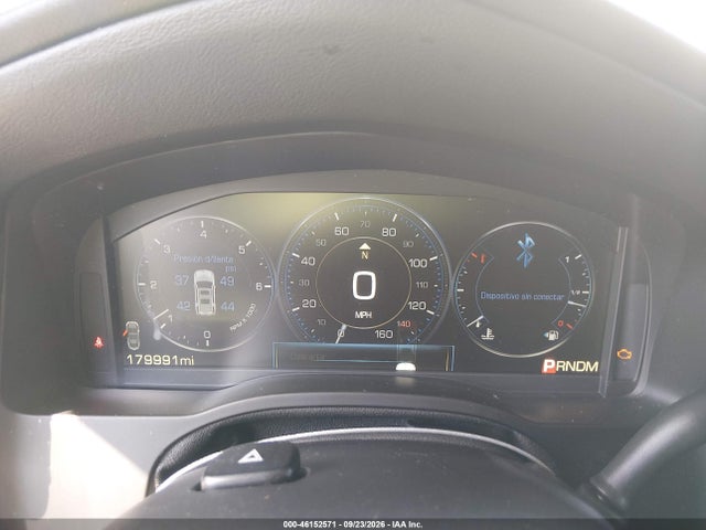 Продажа на аукционе авто 2015 Cadillac Escalade Esv Premium, vin: 1GYS4TKJ2FR534880, номер лота: 46152571
