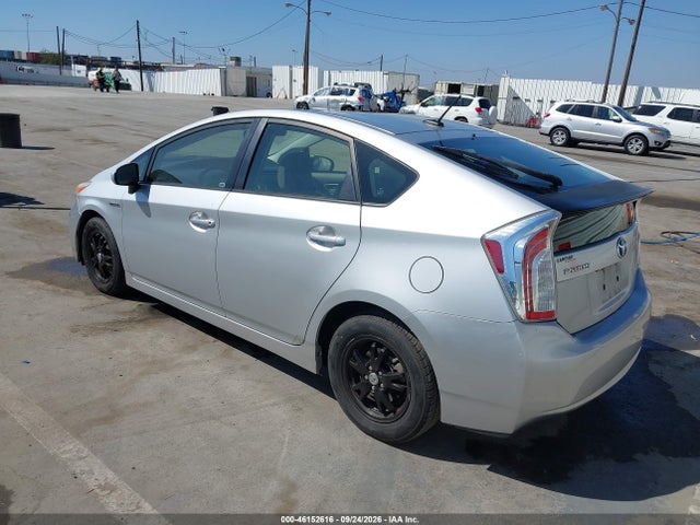 Auction sale of the 2015 Toyota Prius Three, vin: JTDKN3DU0F0431472, lot number: 46152616