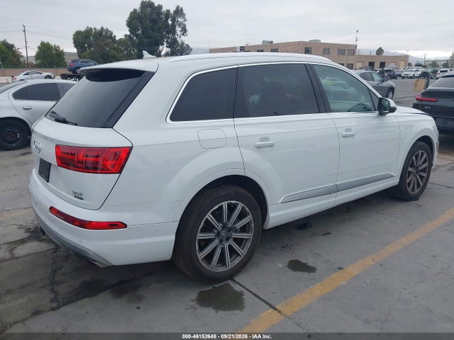 Audi Q7 3.0t Premium 2017 WA1LAAF73HD035747 Image 4