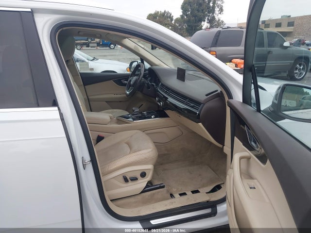 Audi Q7 3.0t Premium 2017 WA1LAAF73HD035747 Image 5