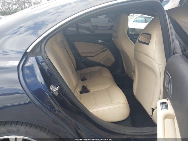 Mercedes-Benz CLA 250 2018 WDDSJ4EB2JN660462 Image 8