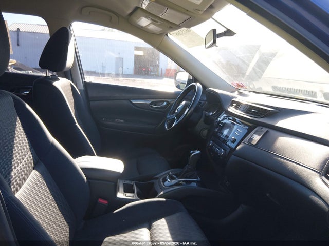 2017 Nissan Rogue Sv მანქანა იყიდება აუქციონზე, vin: JN8AT2MV7HW017386, აუქციონის ნომერი: 46152687