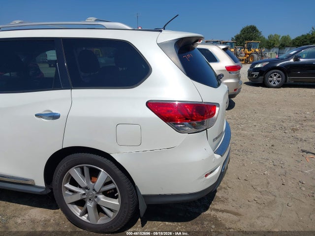 46152696 :رقم المزاد ، 5N1AR2MM7FC621144 vin ، 2015 Nissan Pathfinder Platinum مزاد بيع