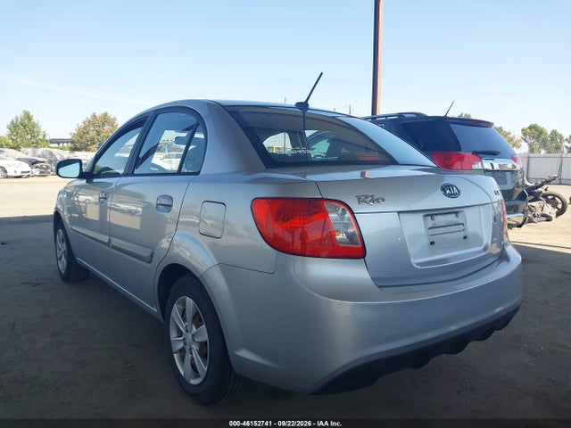 46152741 :رقم المزاد ، KNADH4A39B6960439 vin ، 2011 Kia Rio Lx مزاد بيع