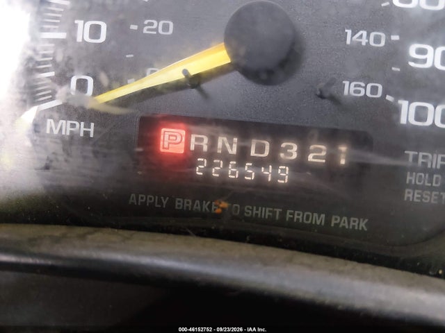 46152752 :رقم المزاد ، 1GBFG15R7W1101885 vin ، 1998 Chevrolet Chevy Van G1500 مزاد بيع