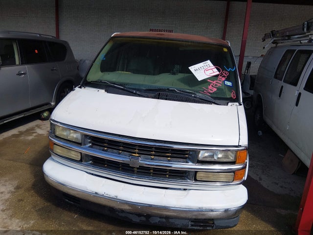 46152752 :رقم المزاد ، 1GBFG15R7W1101885 vin ، 1998 Chevrolet Chevy Van G1500 مزاد بيع