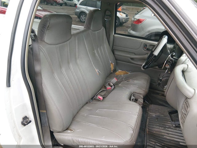 46152803 :رقم المزاد ، 1GCCT14X2XK192196 vin ، 1999 Chevrolet S-10 مزاد بيع