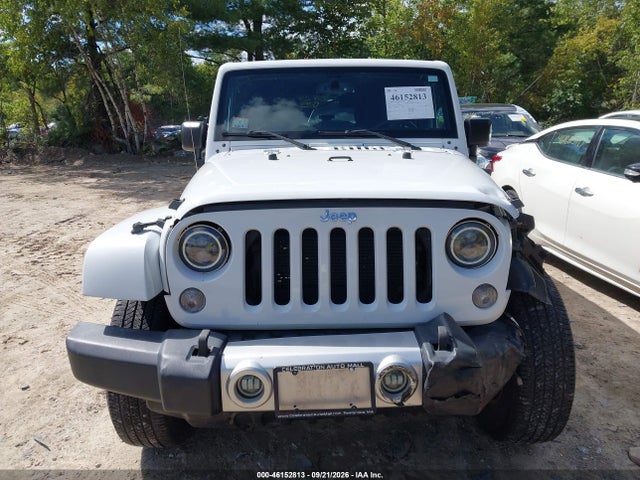 46152813 :رقم المزاد ، 1C4BJWEG5FL580836 vin ، 2015 Jeep Wrangler Unlimited Sahara مزاد بيع