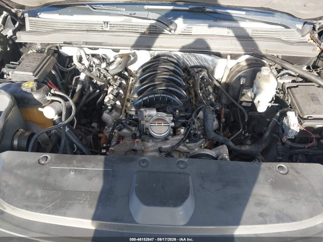 46152847 :رقم المزاد ، 1GYS4JKJXFR207955 vin ، 2015 Cadillac Escalade Esv Premium مزاد بيع