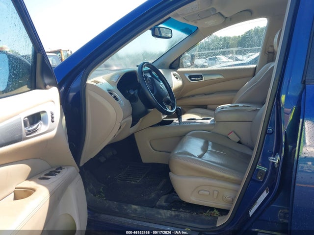 Продажа на аукционе авто 2017 Nissan Pathfinder Sl, vin: 5N1DR2MN2HC661334, номер лота: 46152866
