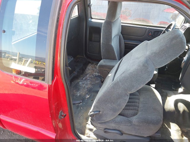 46152876 :رقم المزاد ، 1GCCS195128167533 vin ، 2002 Chevrolet S-10 مزاد بيع