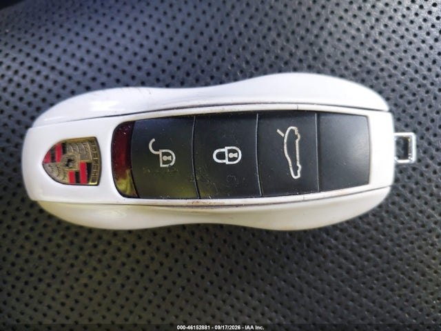 2013 Porsche Panamera 4 მანქანა იყიდება აუქციონზე, vin: WP0AA2A73DL018327, აუქციონის ნომერი: 46152881