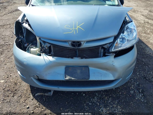 46152931 :رقم المزاد ، 5TDKK4CC2AS306244 vin ، 2010 Toyota Sienna Ce مزاد بيع