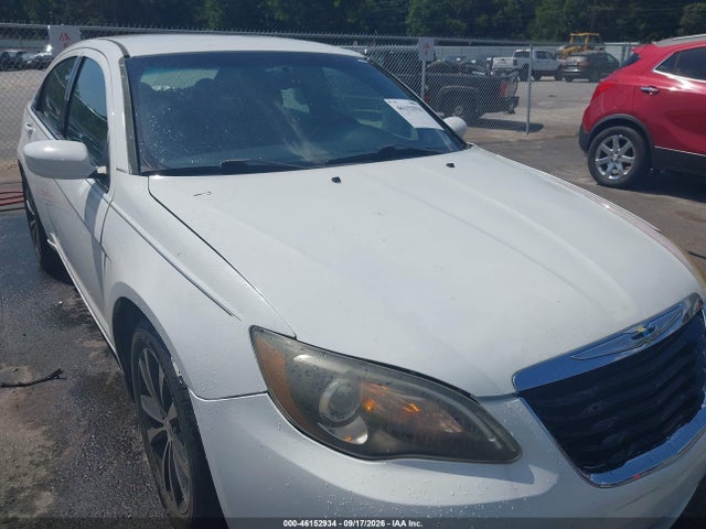 Aukcja sprzedaży 2014 Chrysler 200 Touring, vin: 1C3CCBBB7EN185130, numer aukcji: 46152934