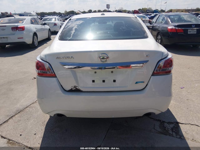Nissan Altima 2.5 S 2014 1N4AL3AP9EC183077 Image 17