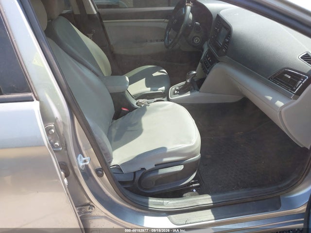 Продаж на аукціоні авто 2017 Hyundai Elantra Se, vin: 5NPD74LF3HH077416, номер лоту: 46152977