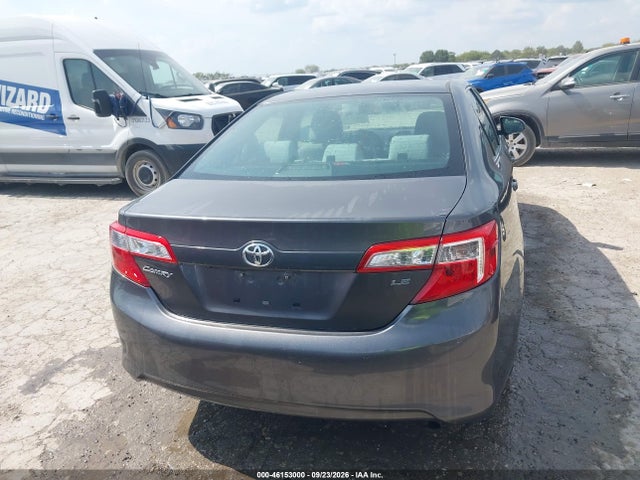 46153000 :رقم المزاد ، 4T4BF1FK1ER385348 vin ، 2014 Toyota Camry Le مزاد بيع