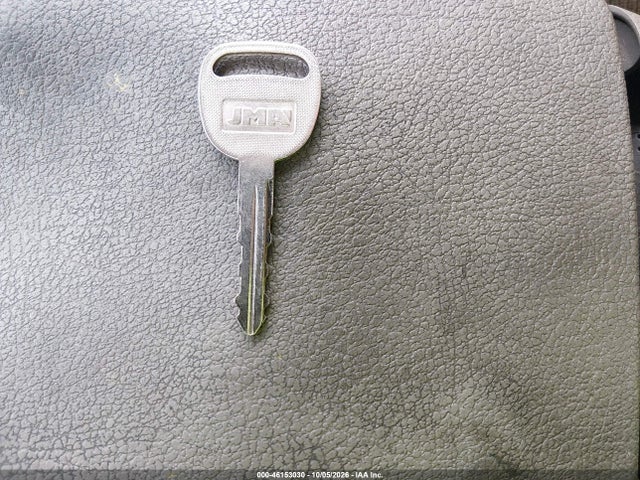46153030 :رقم المزاد ، 3GNFK16Z75G226448 vin ، 2005 Chevrolet Suburban 1500 Z71 مزاد بيع