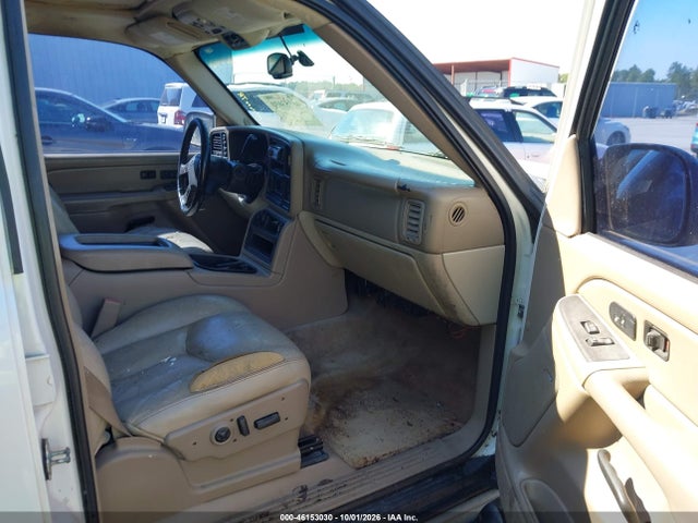 46153030 :رقم المزاد ، 3GNFK16Z75G226448 vin ، 2005 Chevrolet Suburban 1500 Z71 مزاد بيع