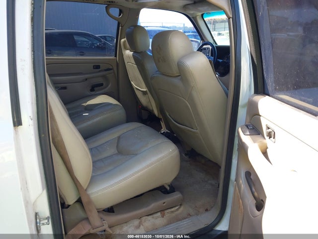 46153030 :رقم المزاد ، 3GNFK16Z75G226448 vin ، 2005 Chevrolet Suburban 1500 Z71 مزاد بيع
