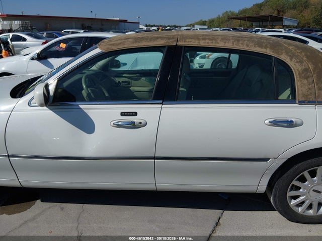 Aukcja sprzedaży 2006 Lincoln Town Car Signature, vin: 1LNHM81V06Y649304, numer aukcji: 46153042