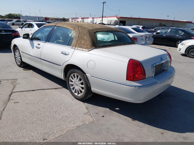 Aukcja sprzedaży 2006 Lincoln Town Car Signature, vin: 1LNHM81V06Y649304, numer aukcji: 46153042