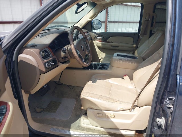 2009 Chevrolet Suburban 1500 Lt2 მანქანა იყიდება აუქციონზე, vin: 1GNFC26019J121865, აუქციონის ნომერი: 46153063