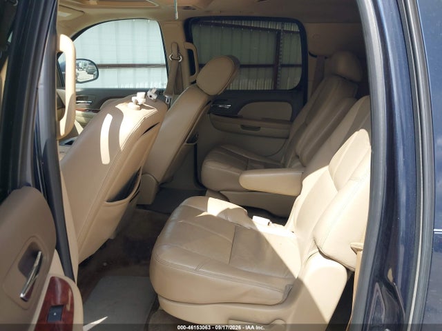 2009 Chevrolet Suburban 1500 Lt2 მანქანა იყიდება აუქციონზე, vin: 1GNFC26019J121865, აუქციონის ნომერი: 46153063