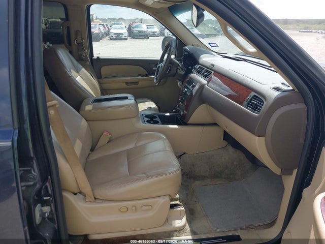 2009 Chevrolet Suburban 1500 Lt2 მანქანა იყიდება აუქციონზე, vin: 1GNFC26019J121865, აუქციონის ნომერი: 46153063