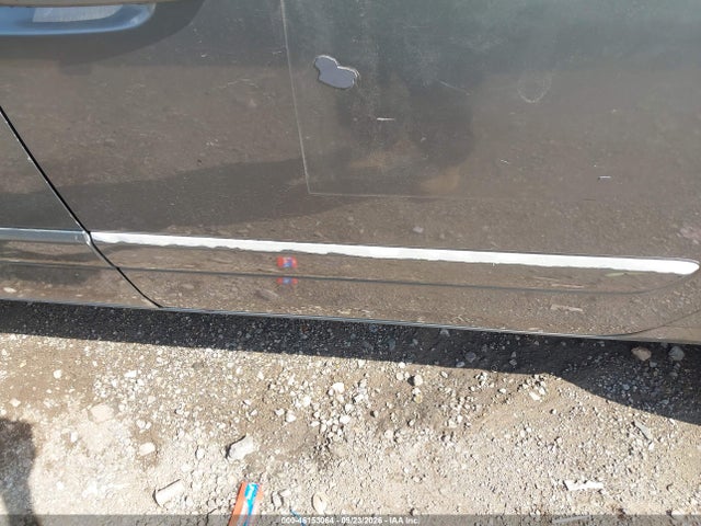 46153064 :رقم المزاد ، KNDMG4C7XB6382180 vin ، 2011 Kia Sedona Lx مزاد بيع
