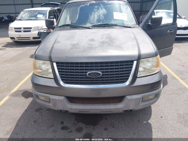 Продажа на аукционе авто 2003 Ford Expedition Xlt, vin: 1FMFU16L33LA10669, номер лота: 46153068