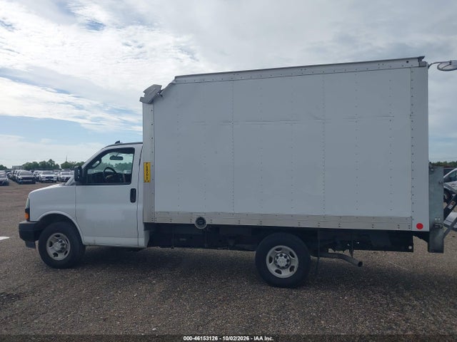 46153126 :رقم المزاد ، 1GB0GRFP0R1158063 vin ، 2024 Chevrolet Express Cutaway Work Van مزاد بيع