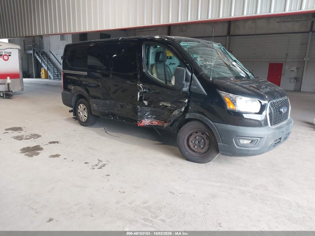 46153153 :رقم المزاد ، 1FTYE1Y88MKA41152 vin ، 2021 Ford Transit-150 مزاد بيع