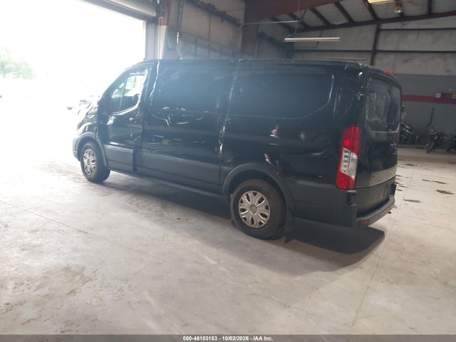 46153153 :رقم المزاد ، 1FTYE1Y88MKA41152 vin ، 2021 Ford Transit-150 مزاد بيع