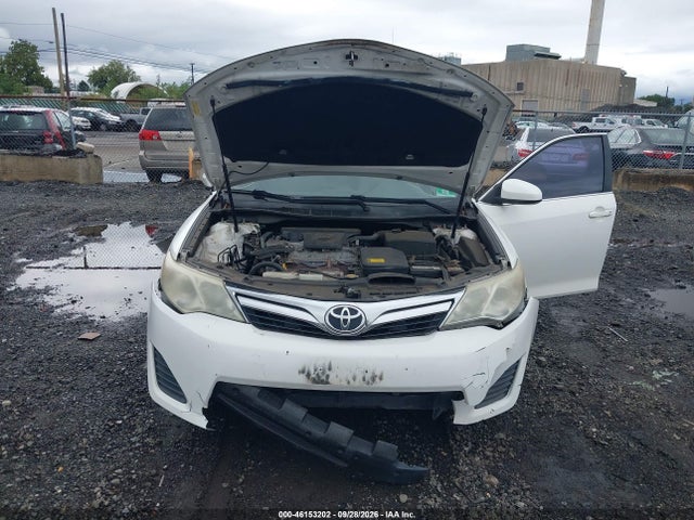 46153202 :رقم المزاد ، 4T1BF1FK0CU535473 vin ، 2012 Toyota Camry Le مزاد بيع