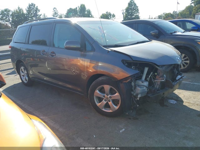 Продажа на аукционе авто 2013 Toyota Sienna Le V6 8 Passenger, vin: 5TDKK3DC6DS402858, номер лота: 46153241