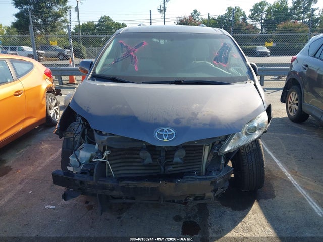 Aukcja sprzedaży 2013 Toyota Sienna Le V6 8 Passenger, vin: 5TDKK3DC6DS402858, numer aukcji: 46153241