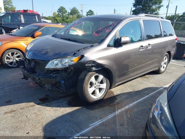 Aukcja sprzedaży 2013 Toyota Sienna Le V6 8 Passenger, vin: 5TDKK3DC6DS402858, numer aukcji: 46153241
